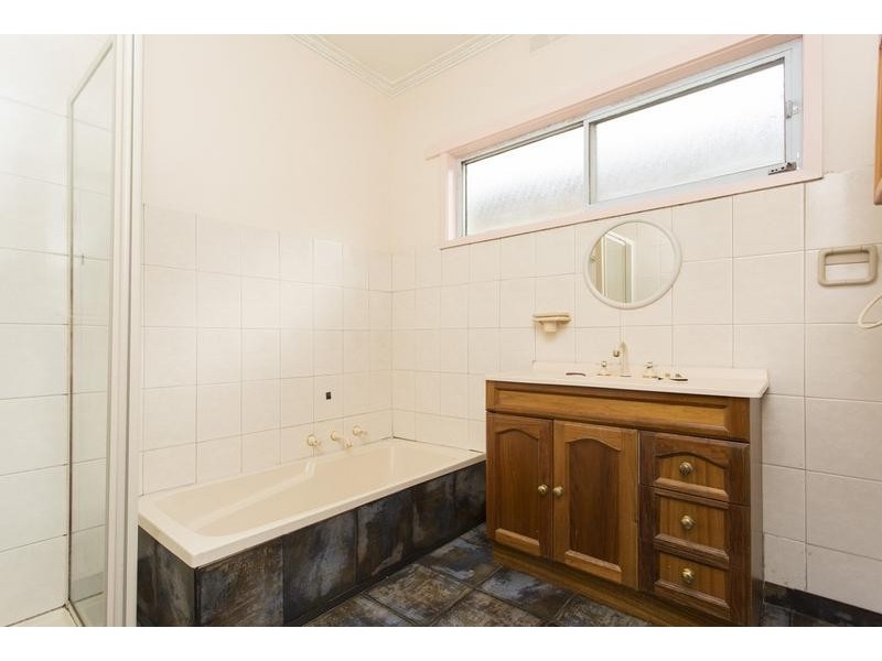 3 Friswell Avenue, Flora Hill VIC 3550