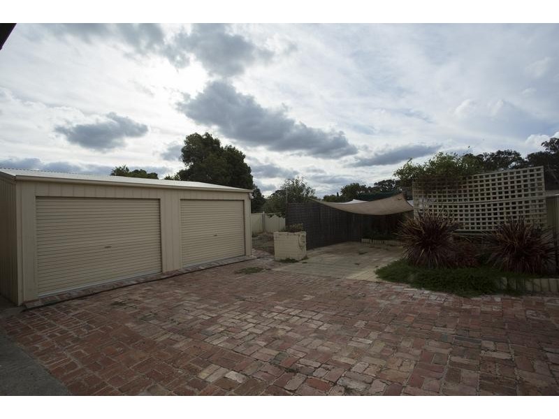 3 Friswell Avenue, Flora Hill VIC 3550