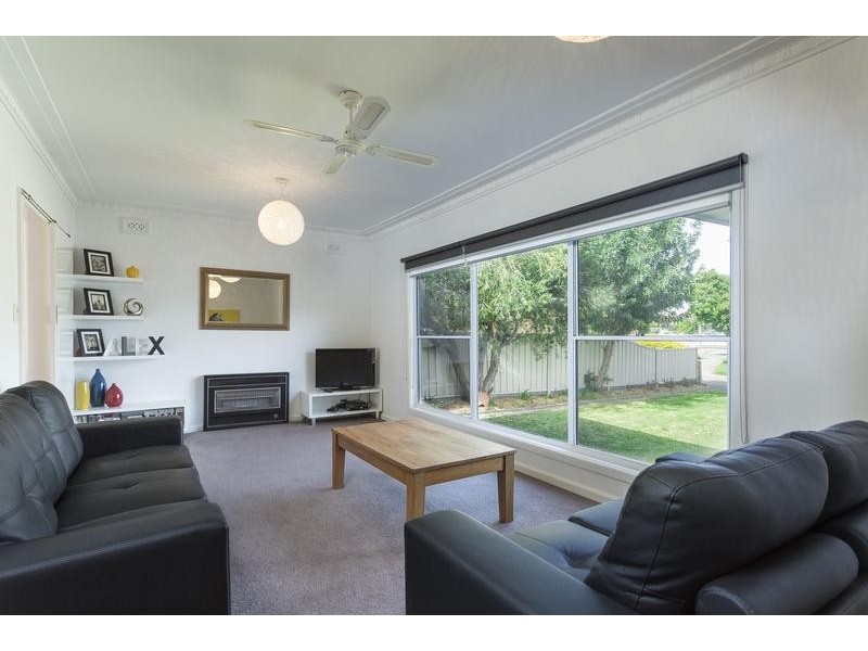 4 Nicholls Court, White Hills VIC 3550