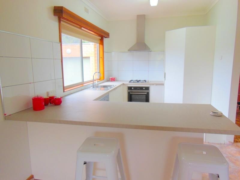 63 Putnam Avenue, Strathdale VIC 3550