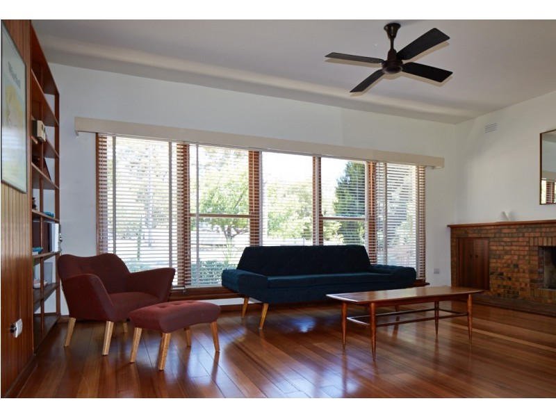 1a Malcolm Street, Quarry Hill VIC 3550