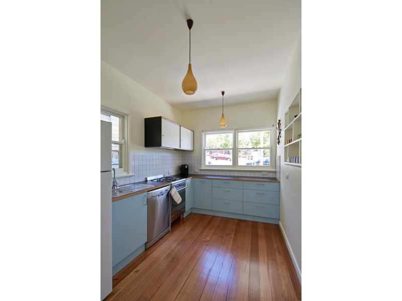 1a Malcolm Street, Quarry Hill VIC 3550