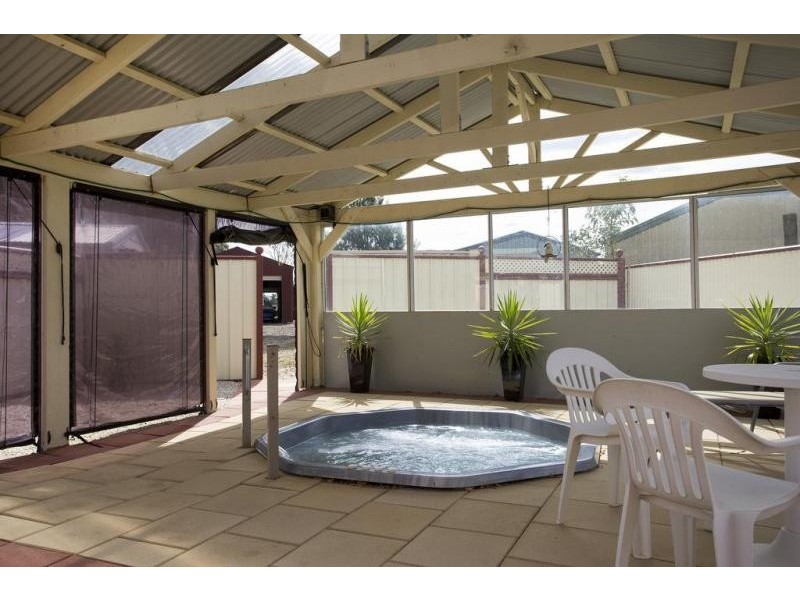 805 Midland Highway, Huntly VIC 3551