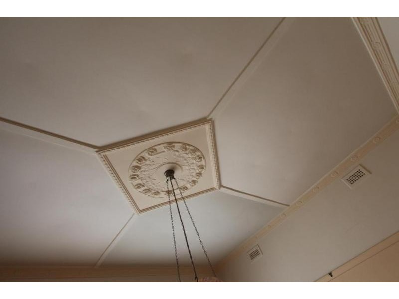 2 Dungey Avenue, Flora Hill VIC 3550