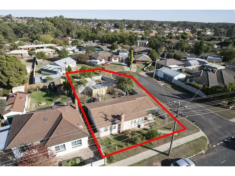 246 High Street, Kangaroo Flat VIC 3555