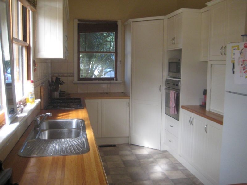 7 Carolin Street, Flora Hill VIC 3550