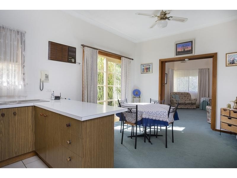 10 Barker Street, California Gully VIC 3556