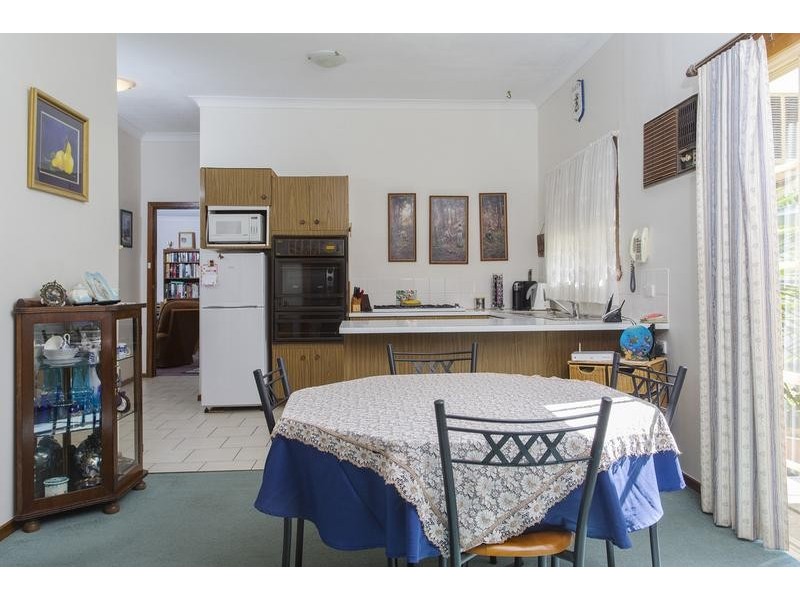 10 Barker Street, California Gully VIC 3556