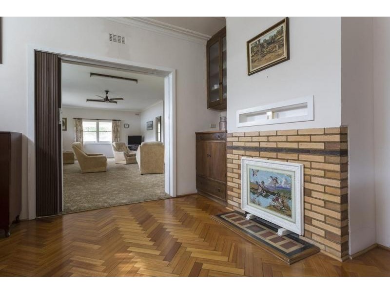 40 Lawson Street, Spring Gully VIC 3550