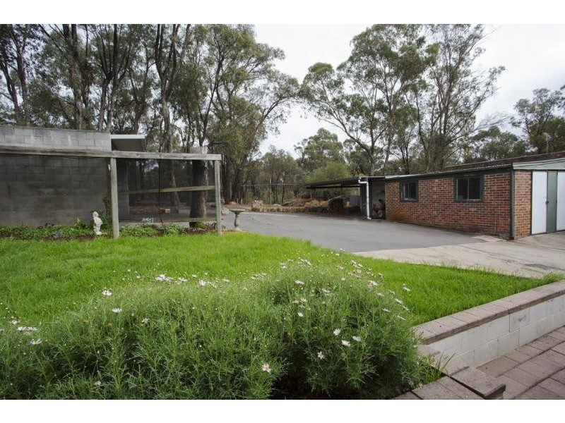 40 Lawson Street, Spring Gully VIC 3550