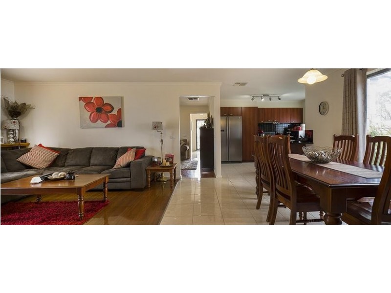 3 Melinda Street, California Gully VIC 3556