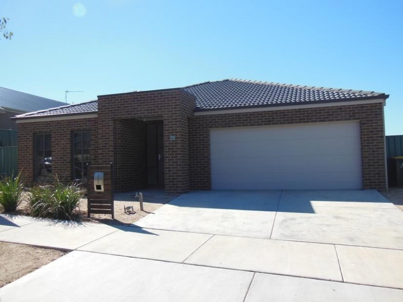 65 Soldatos Drive, Golden Square VIC 3555