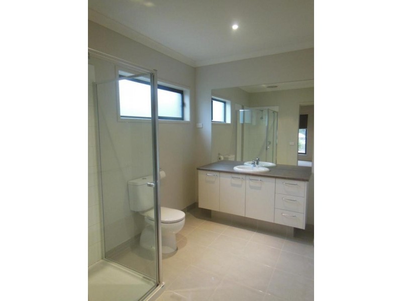 65 Soldatos Drive, Golden Square VIC 3555