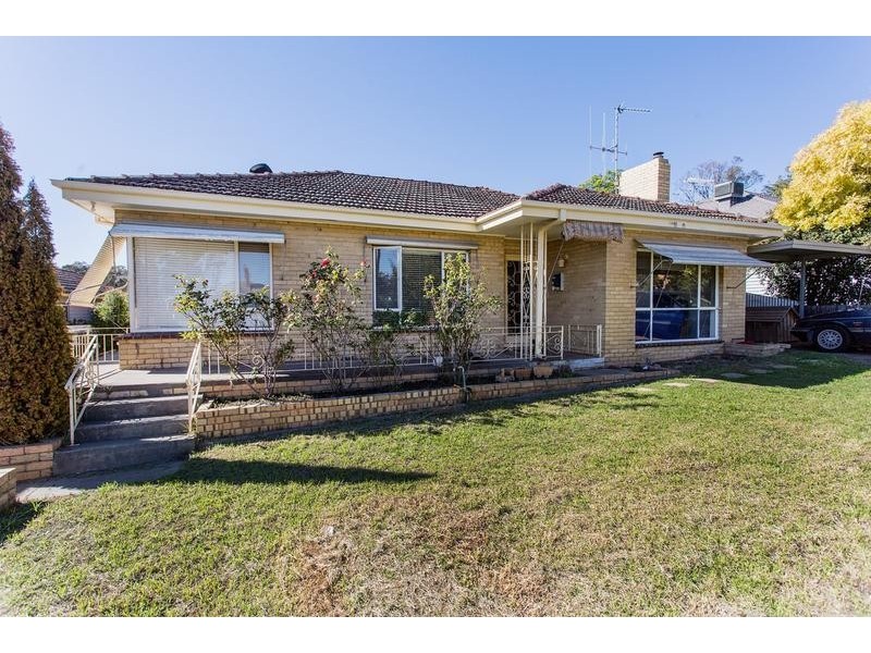 17 Mafeking Street, Kennington VIC 3550