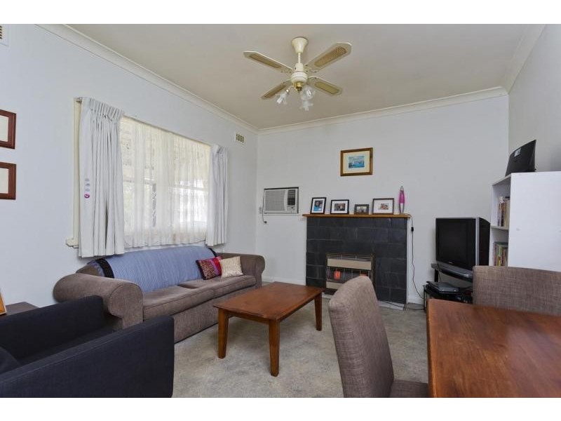 10 Green Street, Long Gully VIC 3550