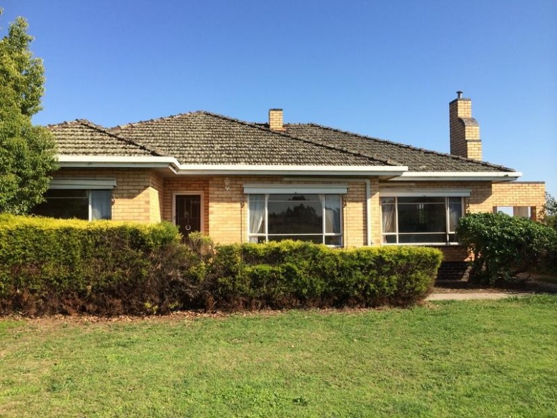 237 Midland Hwy, Epsom VIC 3551