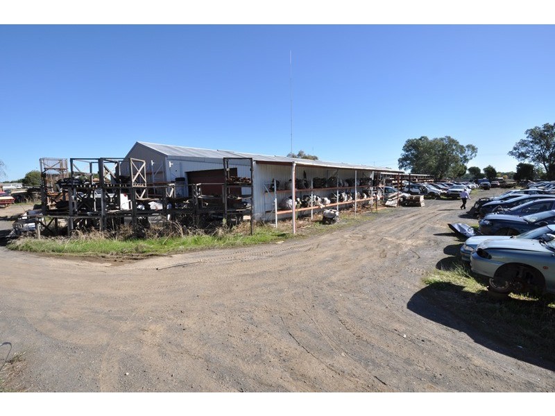 320 Station Street, Epsom VIC 3551