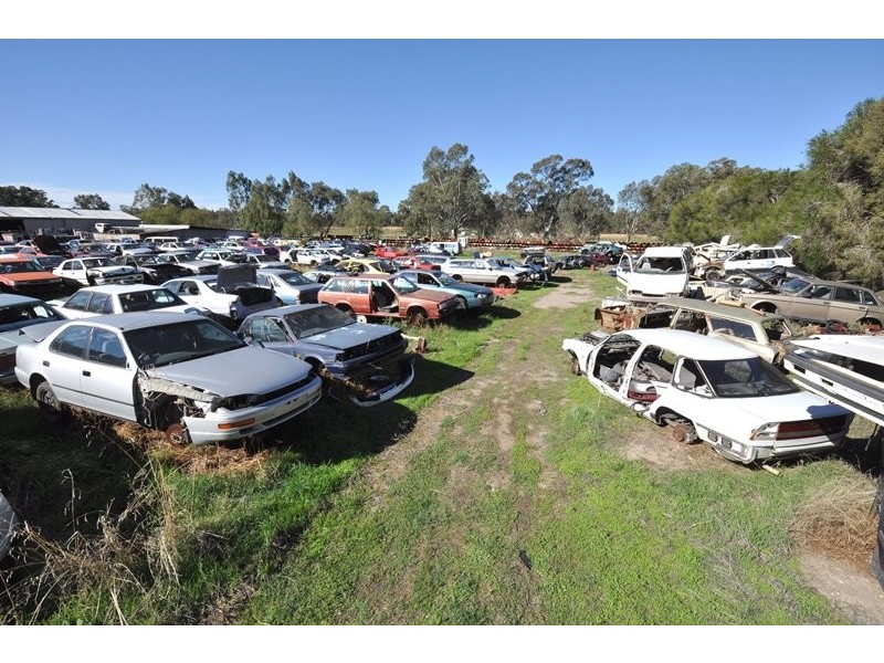 320 Station Street, Epsom VIC 3551