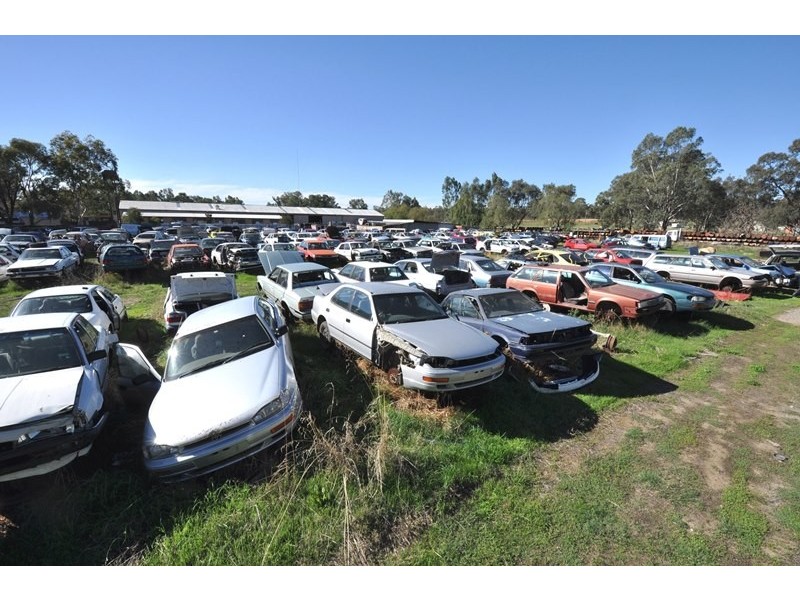 320 Station Street, Epsom VIC 3551