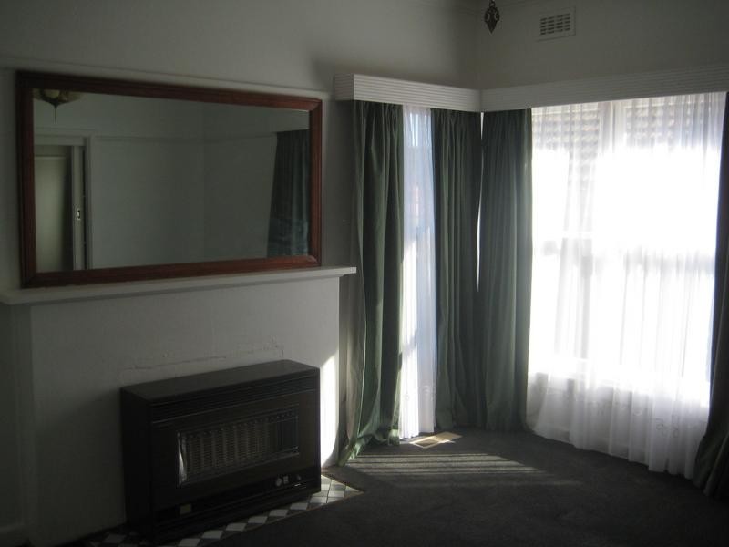 5 Burrell Street, Flora Hill VIC 3550