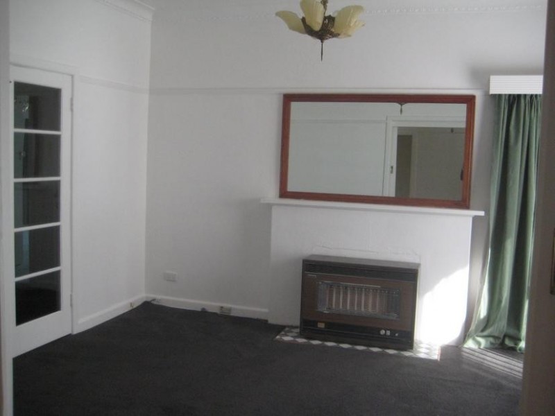 5 Burrell Street, Flora Hill VIC 3550