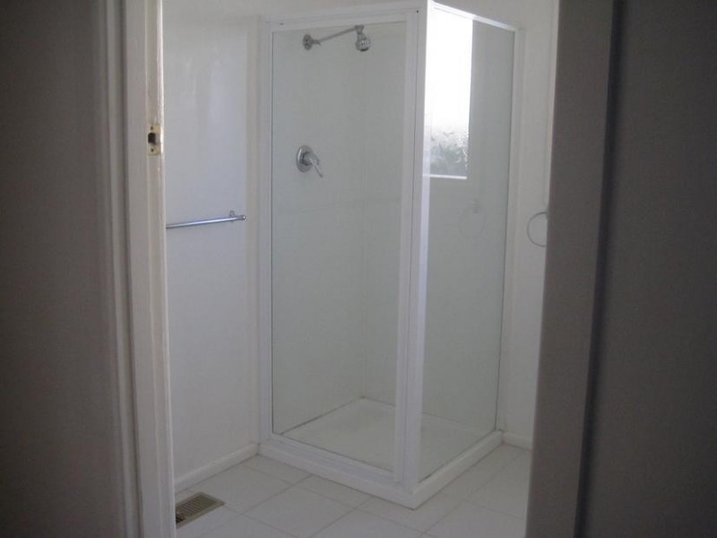 5 Burrell Street, Flora Hill VIC 3550