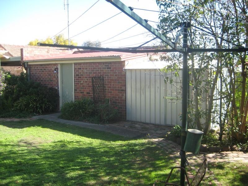 5 Burrell Street, Flora Hill VIC 3550