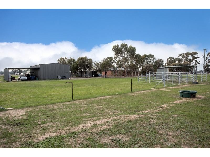 71 Oberins Road, Goornong VIC 3557