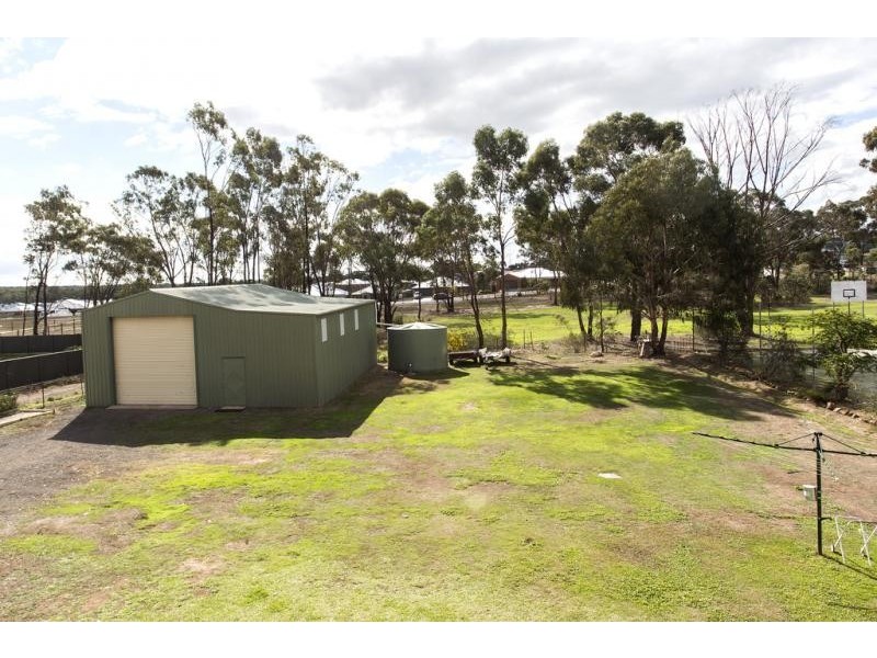 106 Edwards Road, Maiden Gully VIC 3551