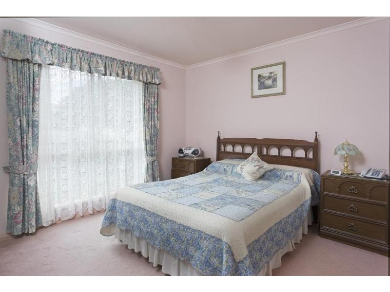 18 Jackman Court, Golden Square VIC 3555