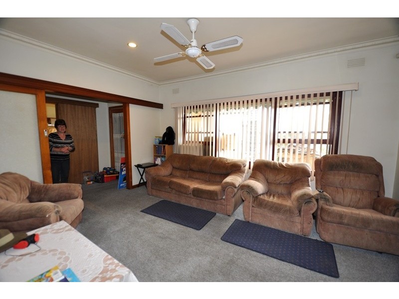 25 Sparrowhawk Road, Long Gully VIC 3550