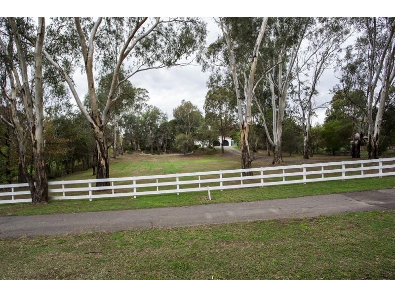 5624 Calder Highway, Kangaroo Flat VIC 3555