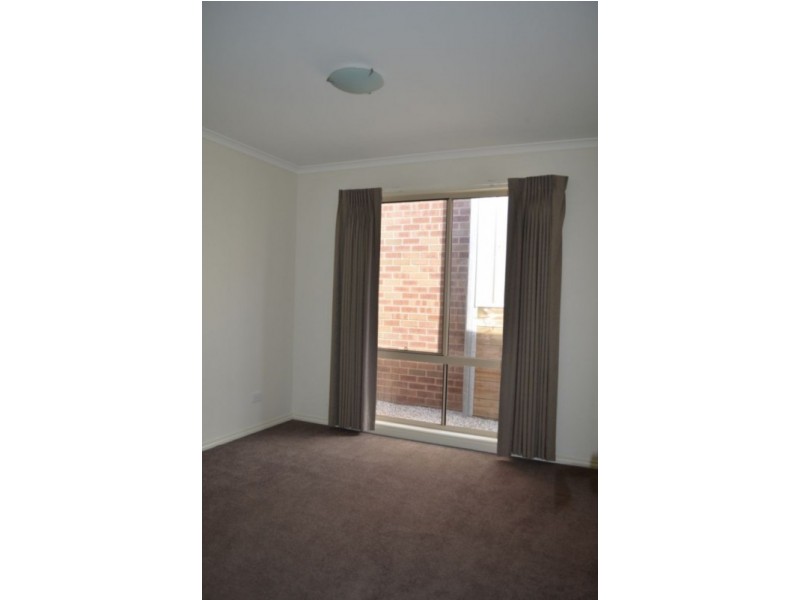 2 Renwick Street, Golden Square VIC 3555