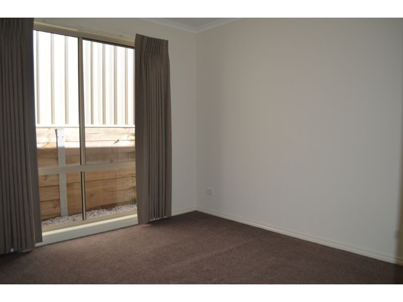 2 Renwick Street, Golden Square VIC 3555