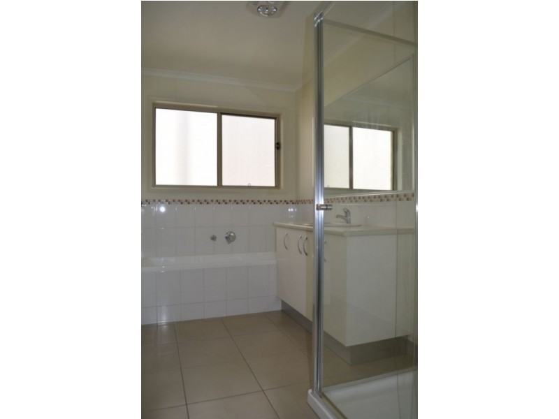 2 Renwick Street, Golden Square VIC 3555