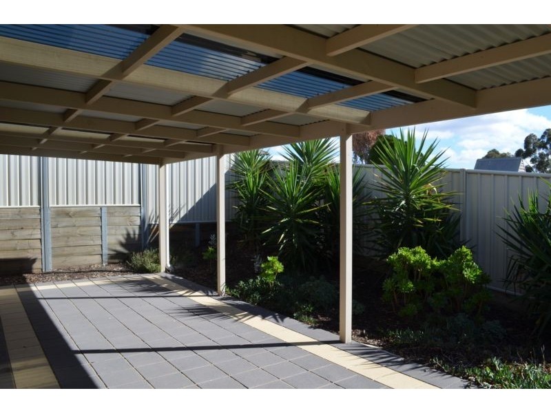2 Renwick Street, Golden Square VIC 3555