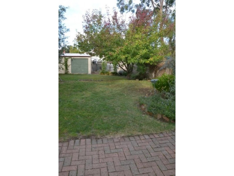 51 Carpenter Street, Quarry Hill VIC 3550