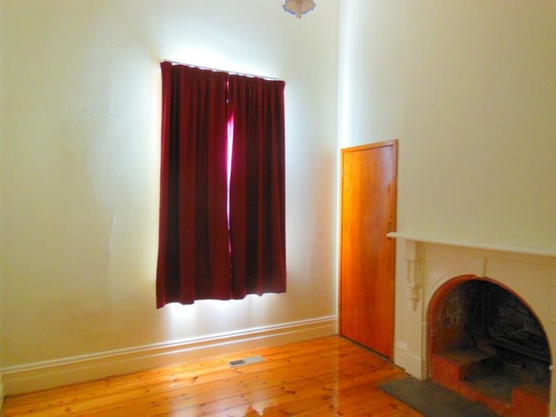 5A Harkness Street, Quarry Hill VIC 3550
