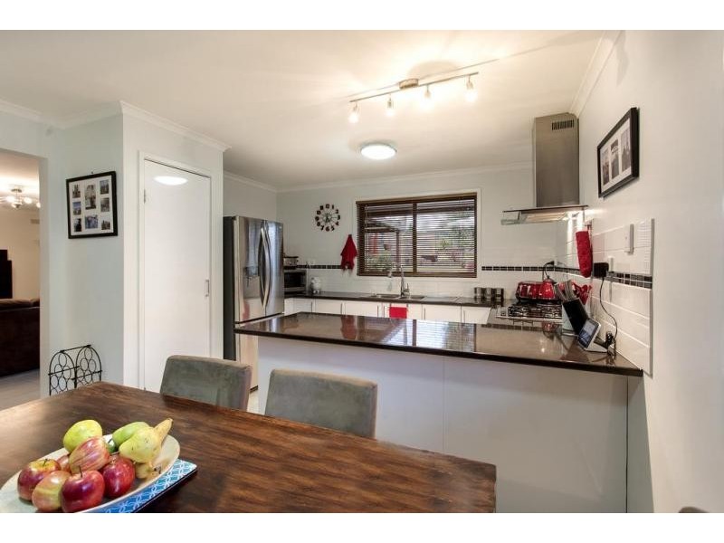67 Gill Avenue, California Gully VIC 3556