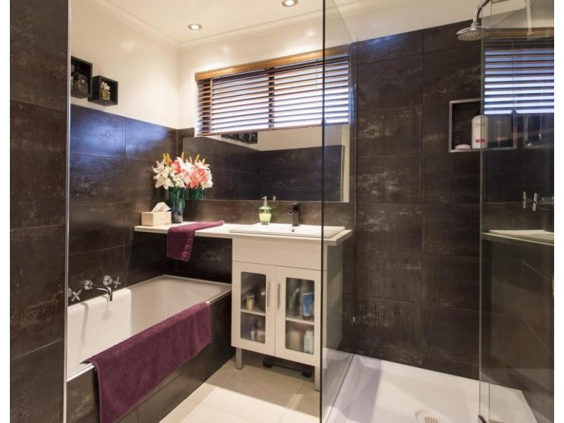 67 Gill Avenue, California Gully VIC 3556