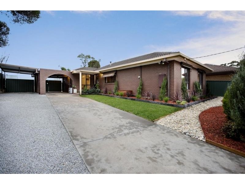 67 Gill Avenue, California Gully VIC 3556