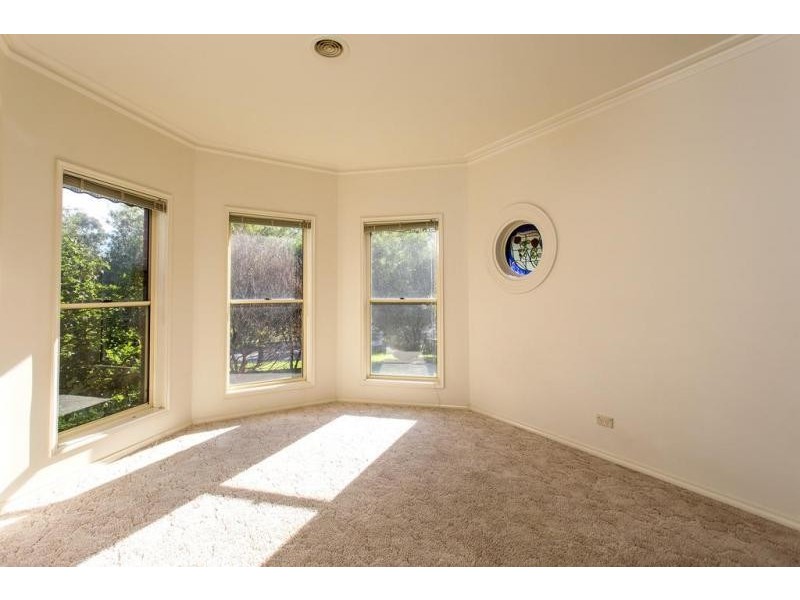 10 Doak Street, East Bendigo VIC 3550