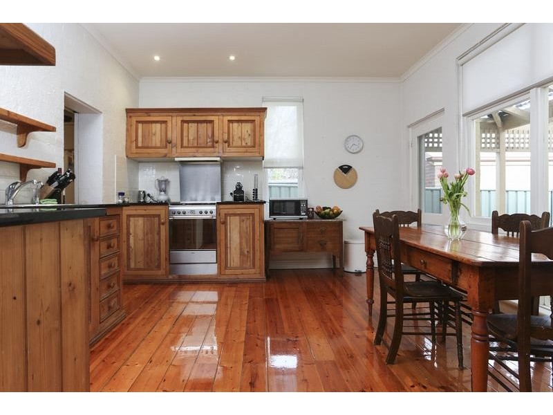 4 Spring Hill Drive, Spring Gully VIC 3550