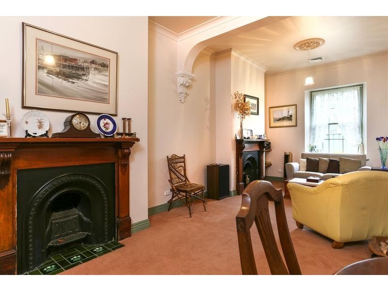 4 Spring Hill Drive, Spring Gully VIC 3550