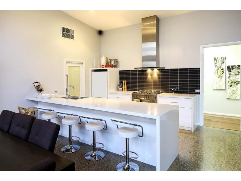 29 Cousins Street, Strathdale VIC 3550