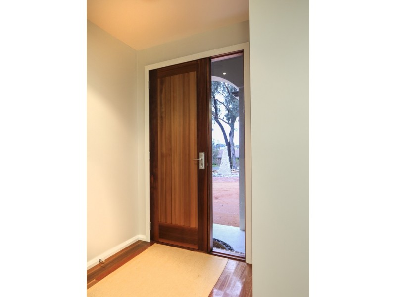 29 Cousins Street, Strathdale VIC 3550