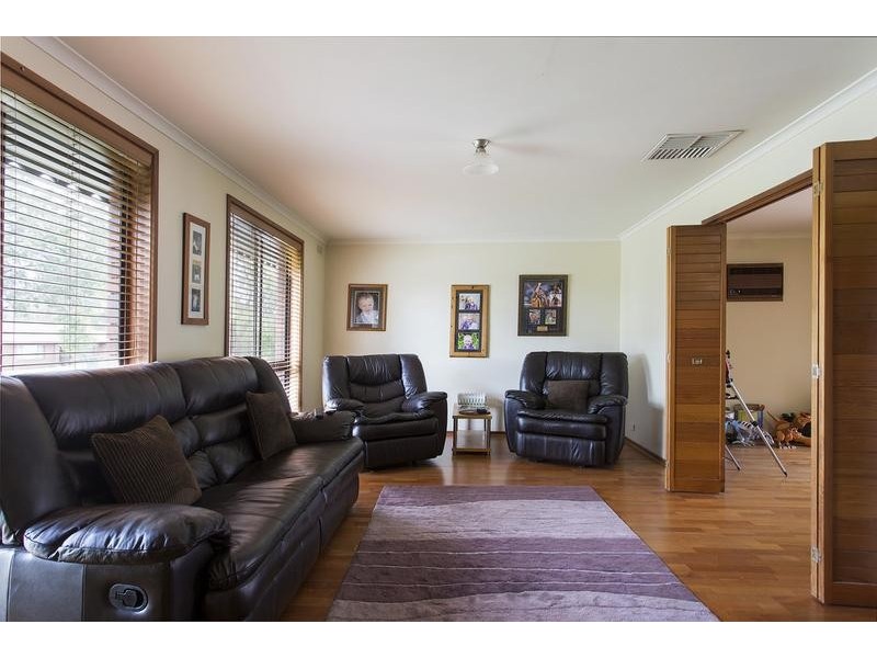 2 Butcher Street, Strathdale VIC 3550