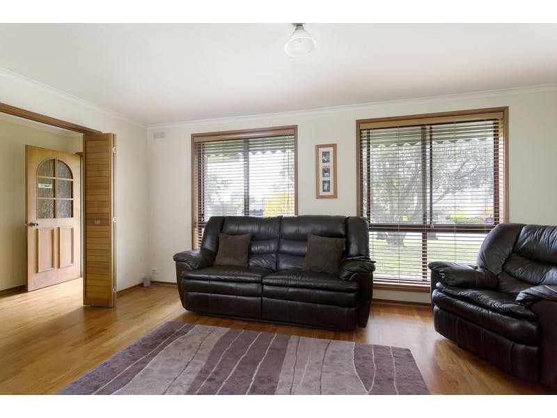 2 Butcher Street, Strathdale VIC 3550