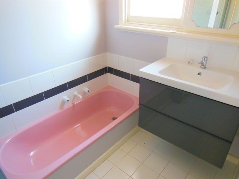 24 Fifth Avenue, White Hills VIC 3550