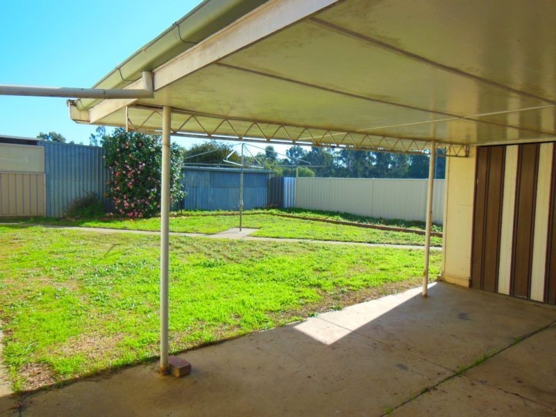 24 Fifth Avenue, White Hills VIC 3550